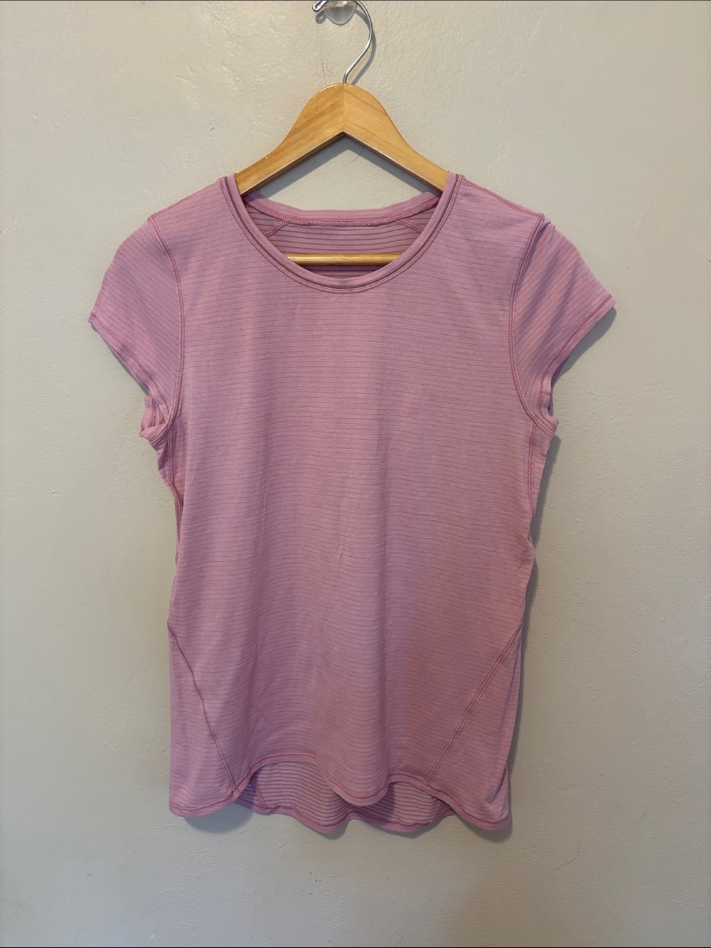 lululemon athletica Short Sleeve Crewneck Tee in Dusty Rose